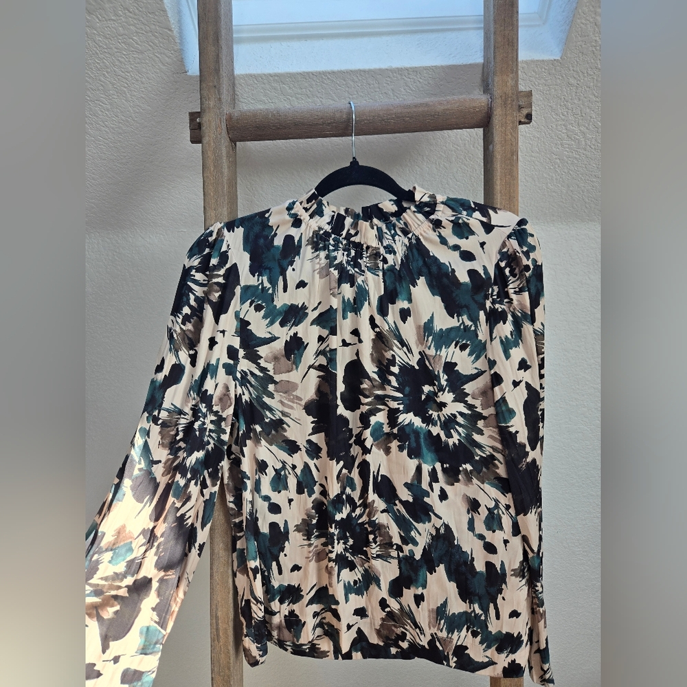 Tart Floral Blouse in Black and Cream
